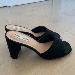 Steve Madden Black Chunky Heels
